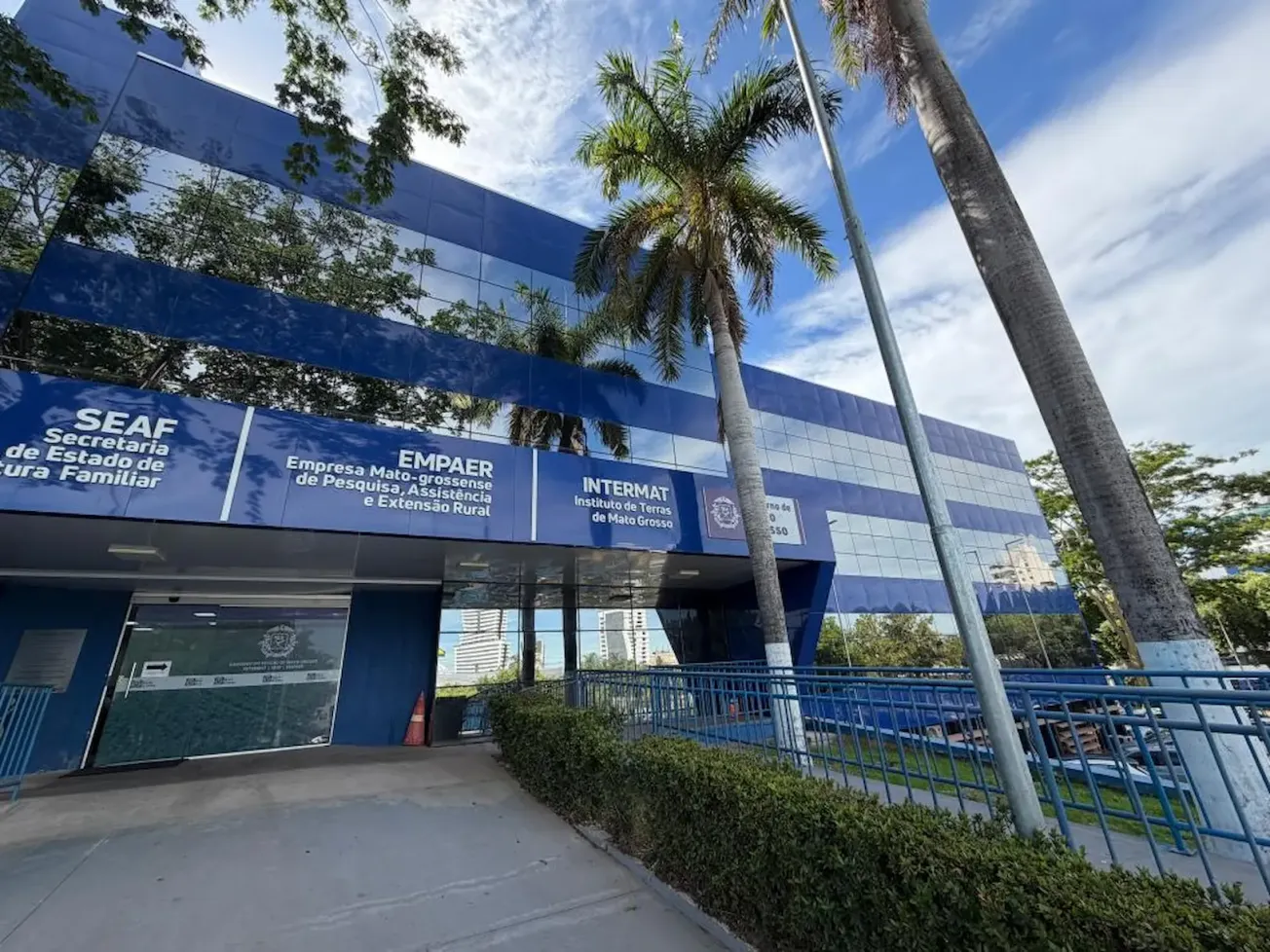 Intermat entrega 2,3 mil títulos e lança IA para regularização fundiária