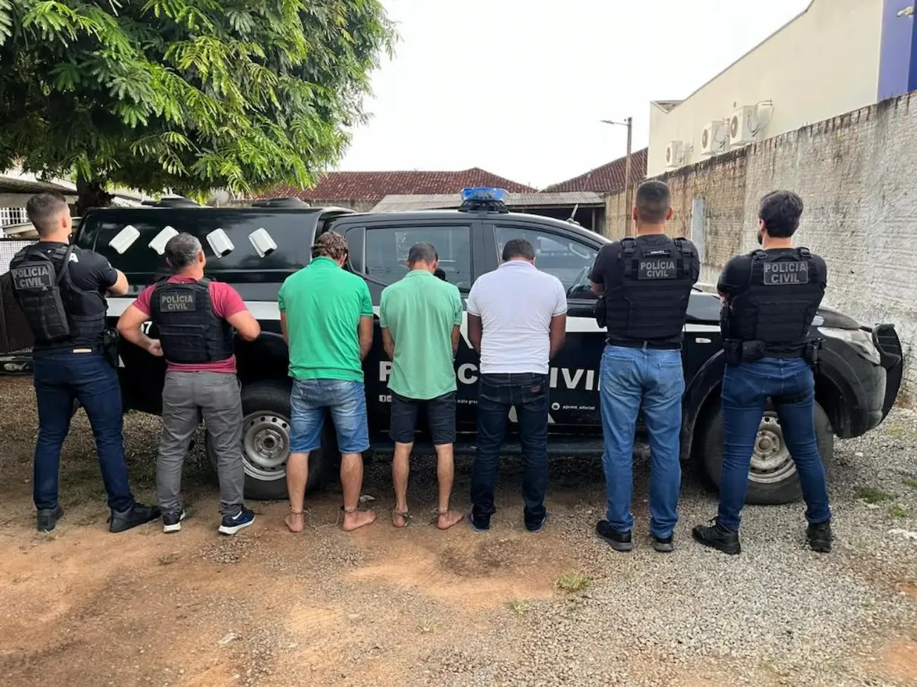 PC prende irmãos e amigo por homicídio em Nova Bandeirantes em 48h